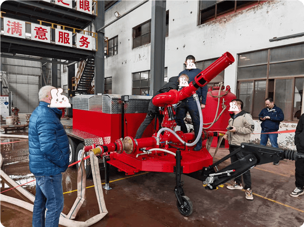 L’échantillon personnalisé de remorque de moniteur de mousse anti-incendie est terminé.